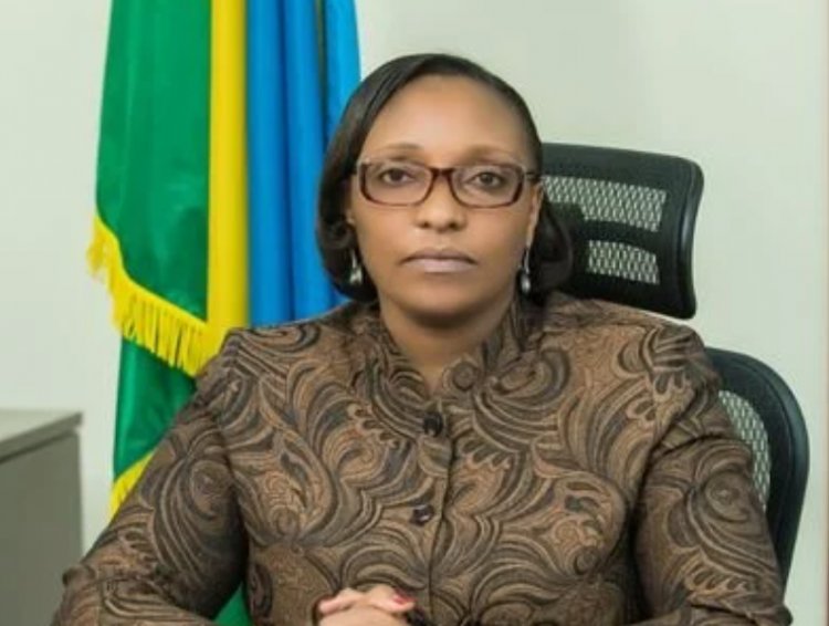 Agahimbazamusyi ababyeyi batangaga ku mashuri gashobora kugabanuka