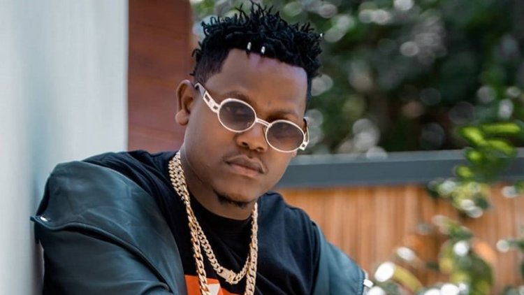 Ibya Bruce Melodie i Bujumbura bikomeje kuba agatereranzamba afungishijwe ijisho n'imodoka yafatiriwe