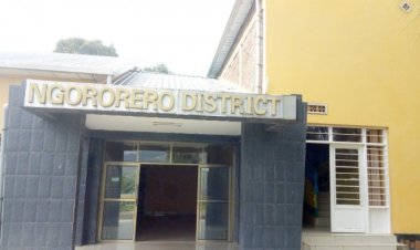 Ngororero:Abagore biyise Abanyamugumira  bajujubije Abaturage babiba ndetse babambura utwabo ku ngufu