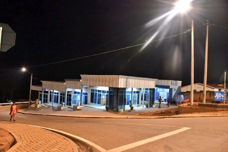 Ngoma:Urumuri rw'amatara yo ku muhanda no mu mujyi rwabaremyemo imbaraga zo gukora kugeza mu gitondo