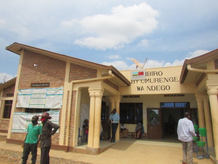 Kayonza:Umugabo yishe umugore we n'umwana abakase amajosi arangiye nawe ariyahura