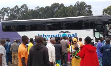 Yapfiriye mu modoka ya International nyuma y'ukwezi indi modoka yayo ihitanye abantu 20