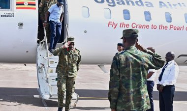 Gen Muhoozi yagiriye uruzinduko mu Rwanda [AMAFOTO]
