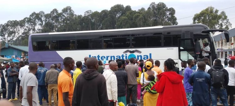 Yapfiriye mu modoka ya International nyuma y'ukwezi indi modoka yayo ihitanye abantu 20