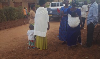 Nyagatare:Arembeye mu bitaro nyuma yo kugwa mu musarani agiye gukuramo ibihumbi 100Frw