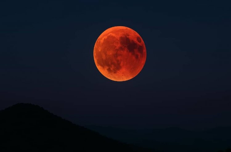 Blood Moon 2025:Ukwezi kuraza kwambara amaraso mu ijuru ry’u Rwanda